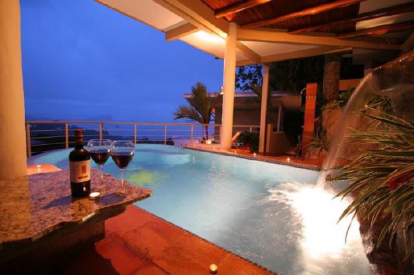 Swap the city for Costa Rica’s relaxed lifestyle;invest in Costa Rica homes for sale