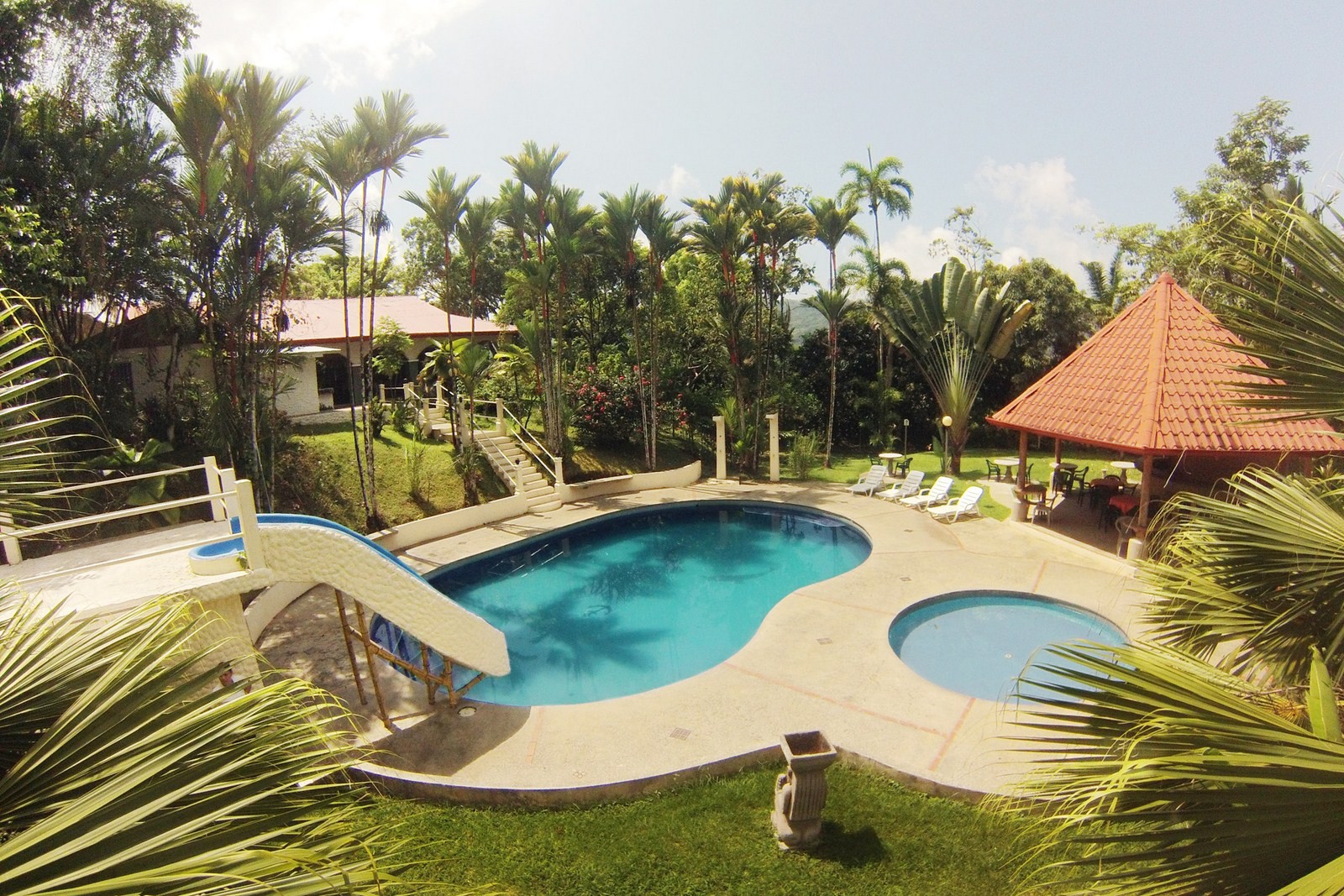 Dominical commercial real estate
