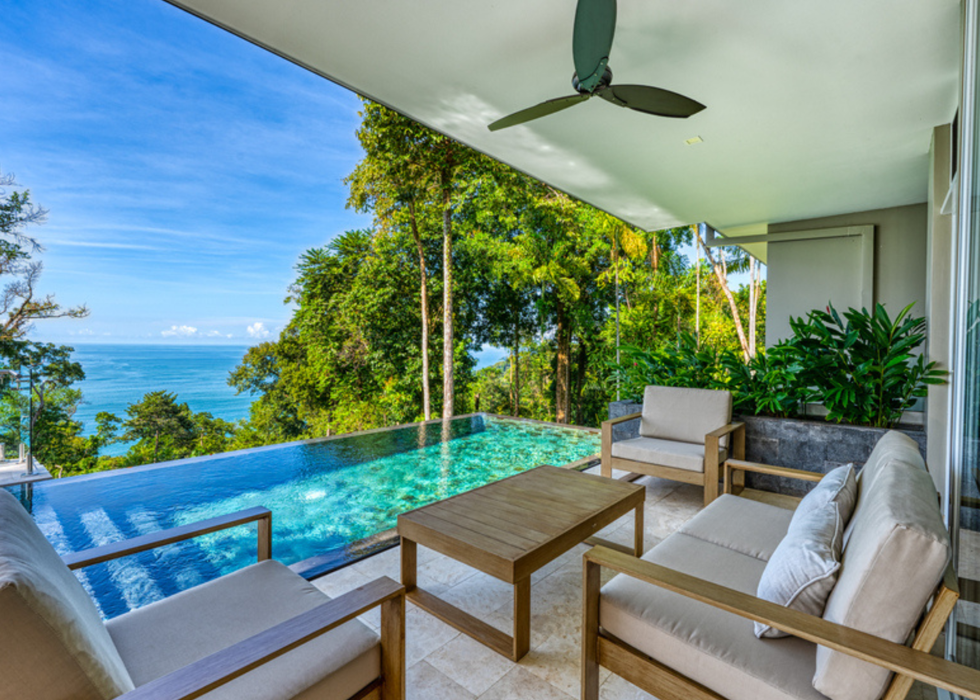 Costa Rica Luxury Living: A Paradise in Escalares Village