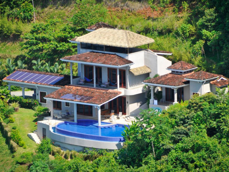 Luxury Whale Watchers Estate Must Be Sold |Bring All Offers